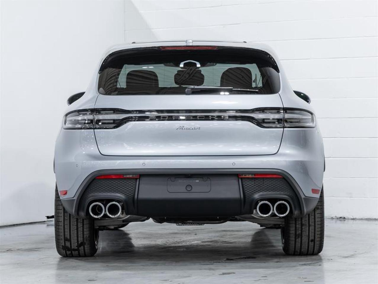 2026 Porsche Macan  Photo