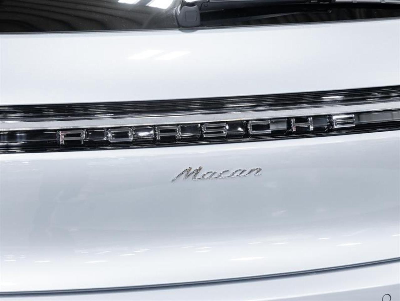 2026 Porsche Macan  Photo