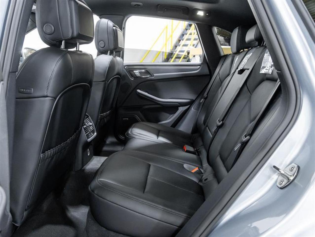 2026 Porsche Macan  Photo