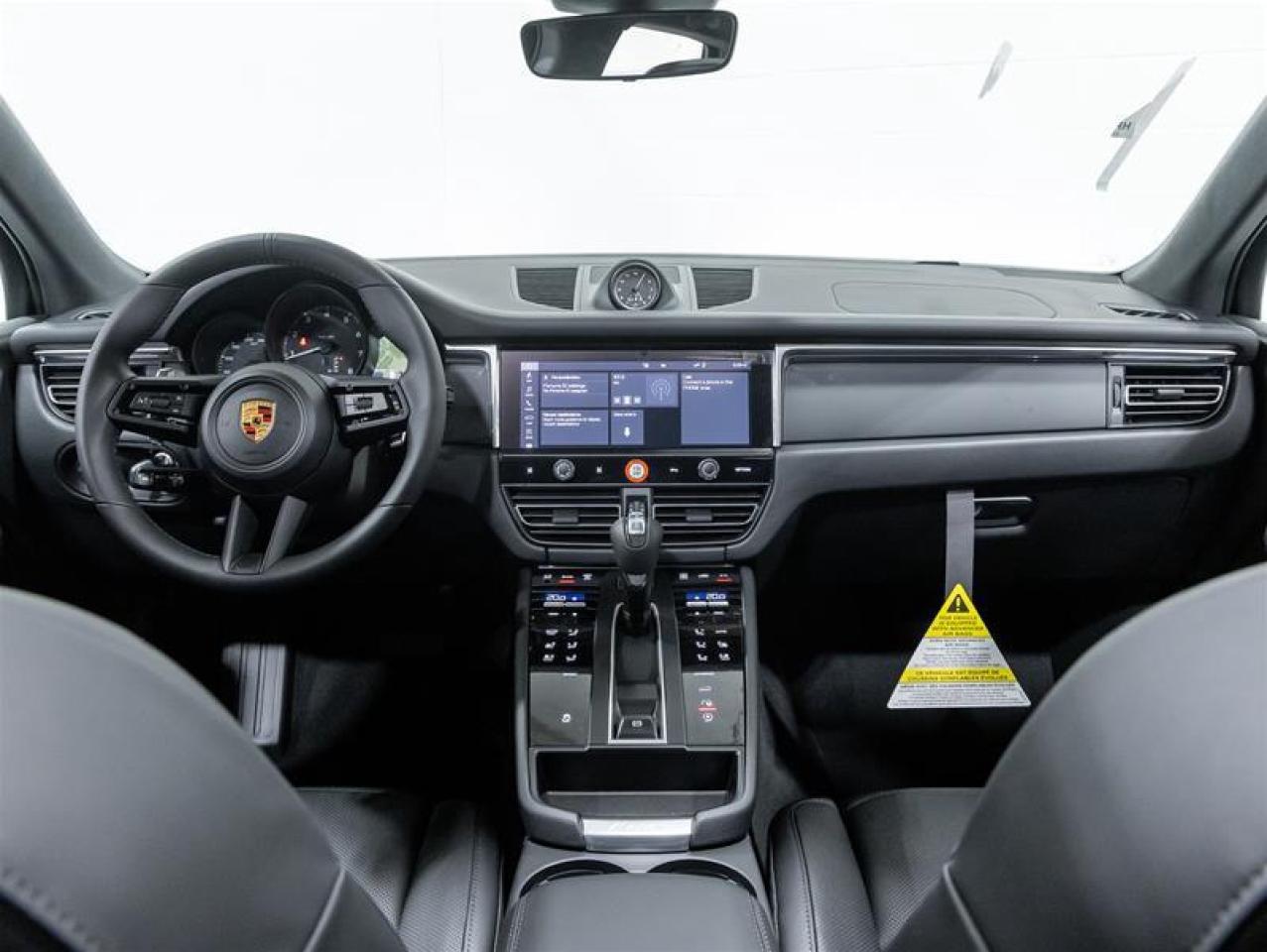 2026 Porsche Macan  Photo