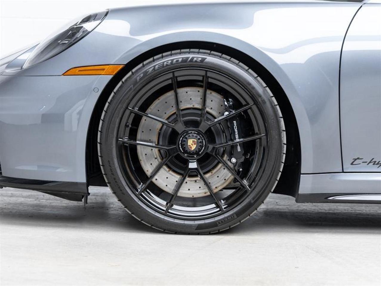 2025 Porsche 911  Photo