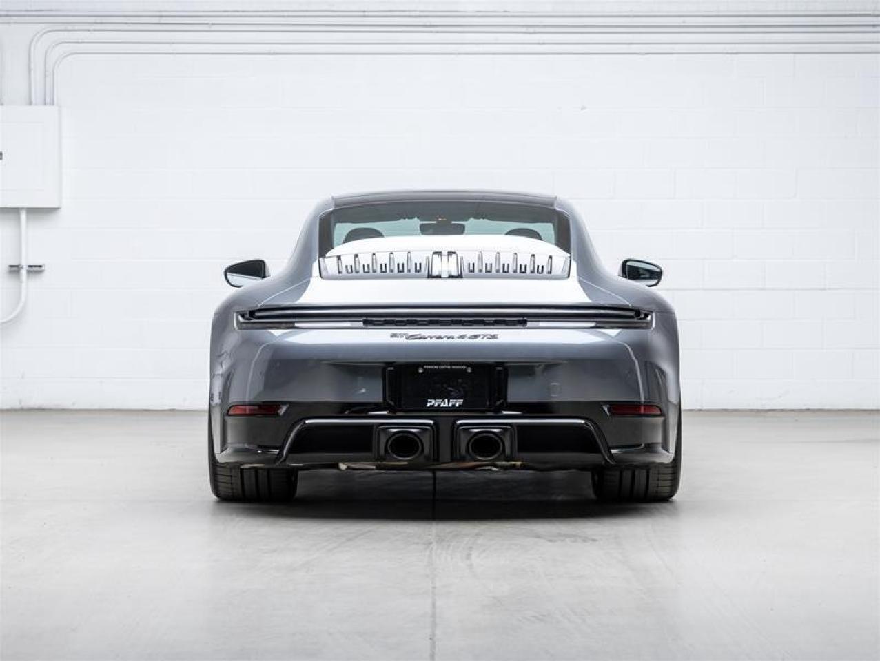 2025 Porsche 911  Photo