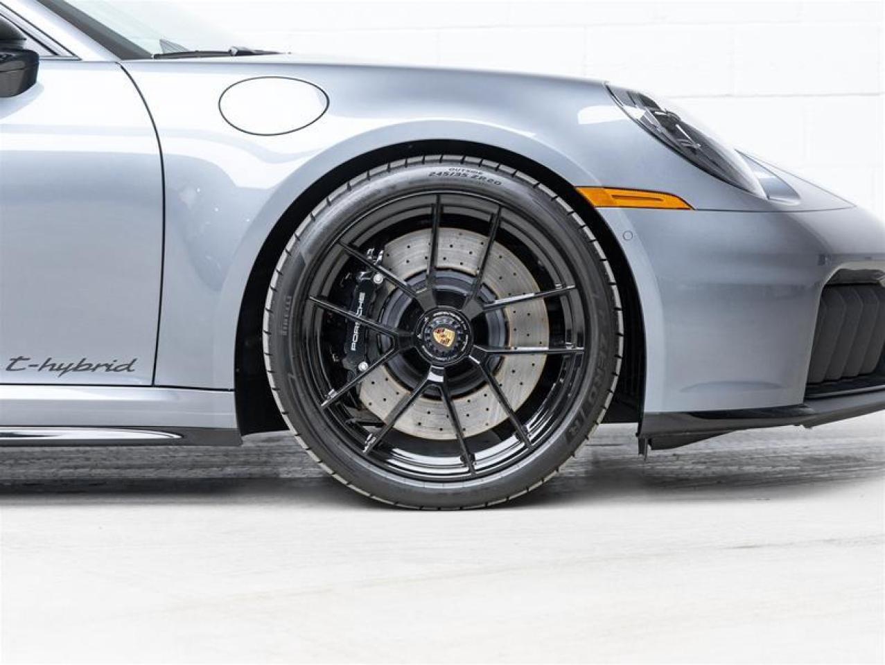 2025 Porsche 911  Photo