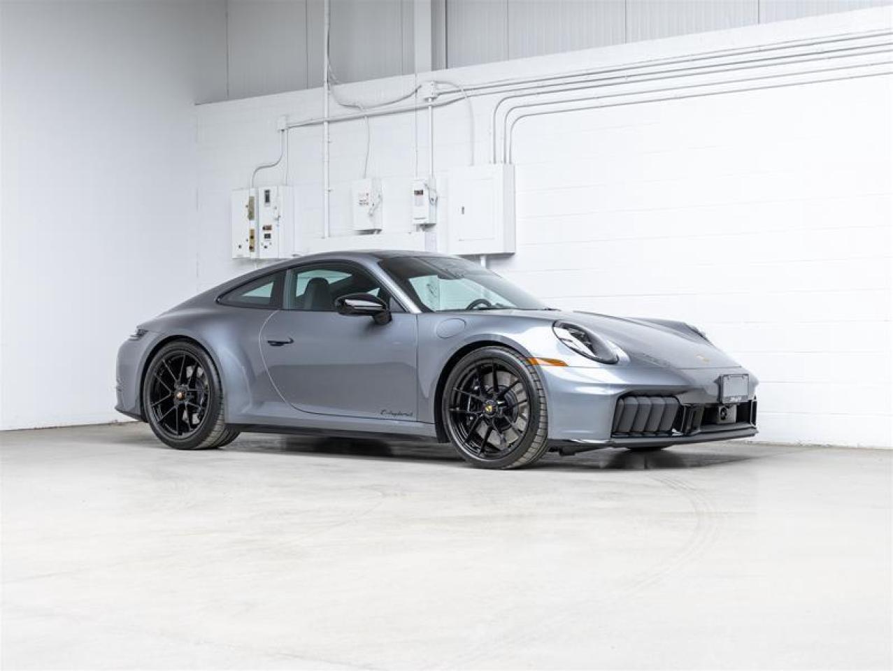 2025 Porsche 911  Photo