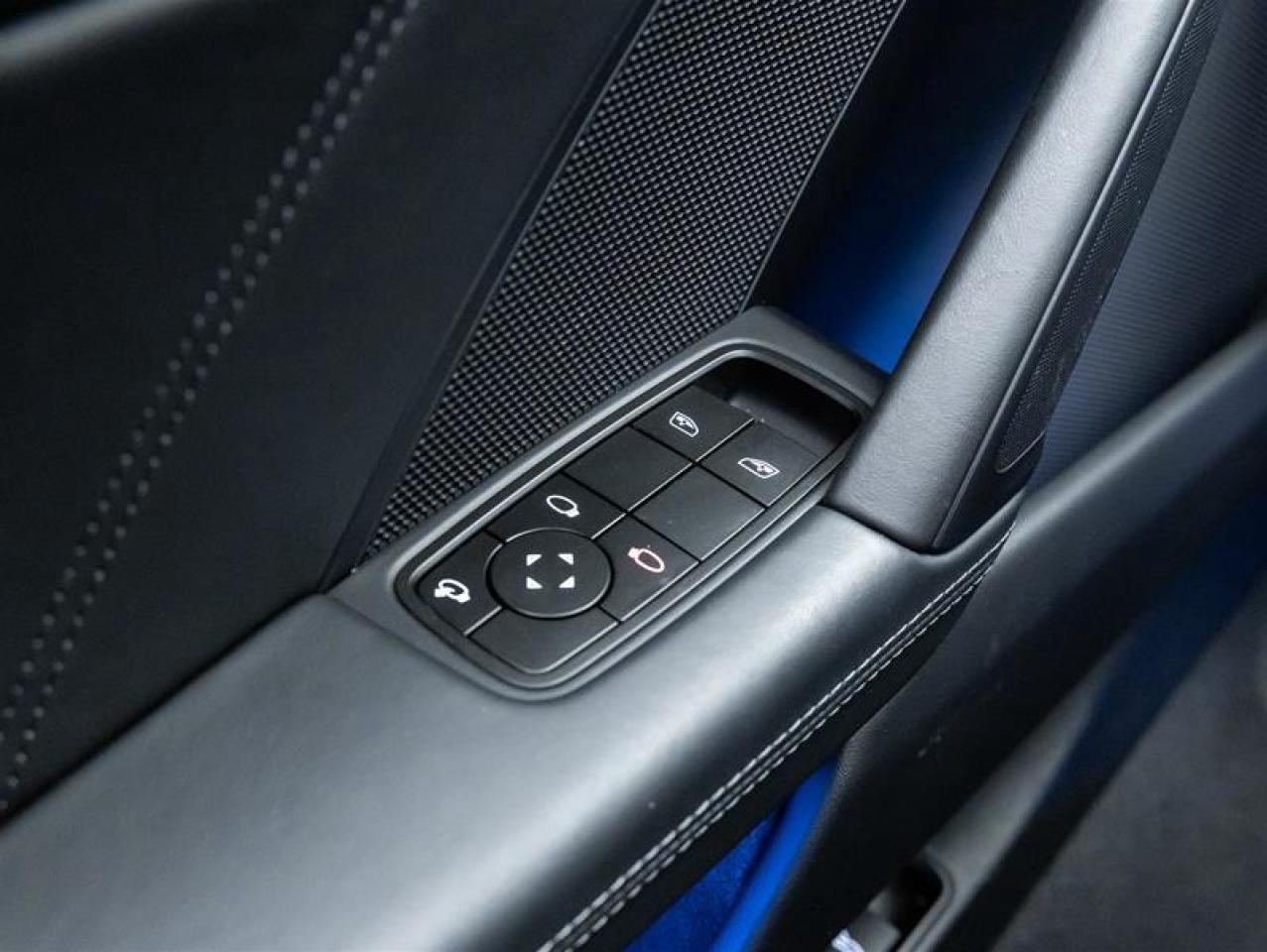 2025 Porsche 911  Photo