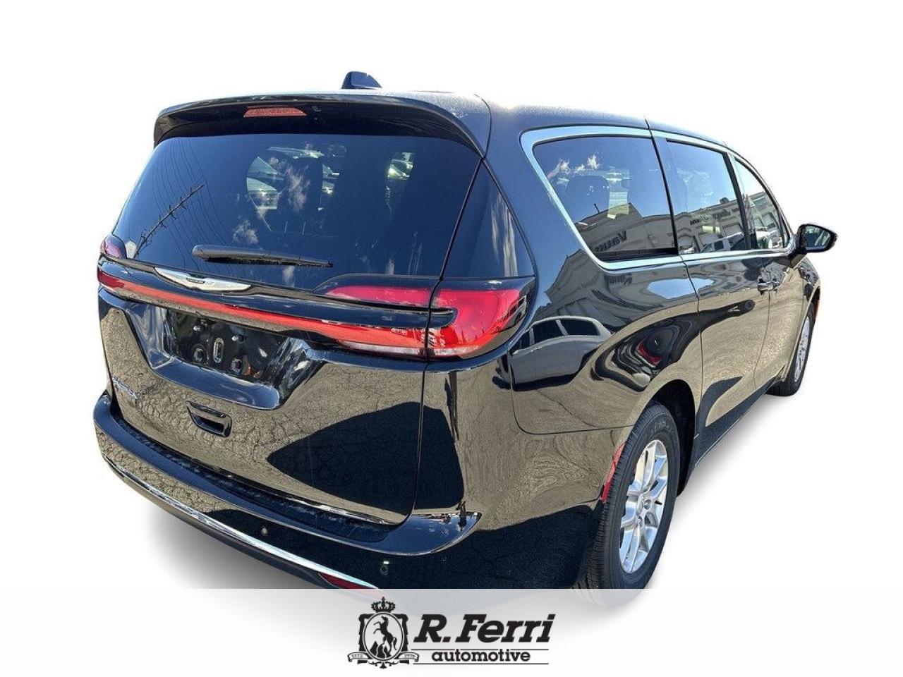 2026 Chrysler Pacifica Select Front-Wheel Drive Passenger Van Photo