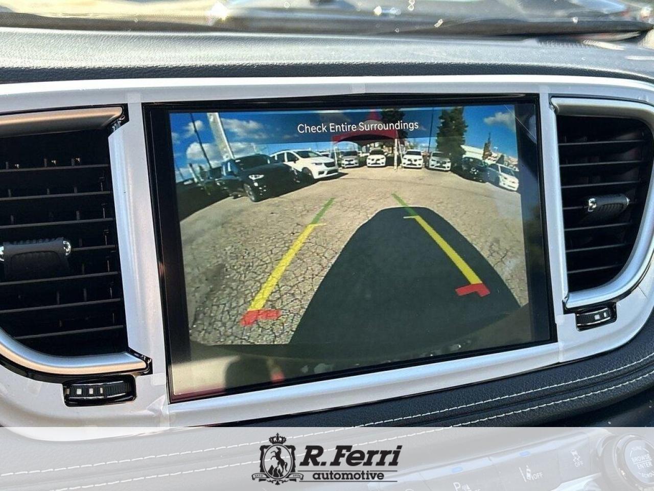 2026 Chrysler Pacifica Select Front-Wheel Drive Passenger Van Photo