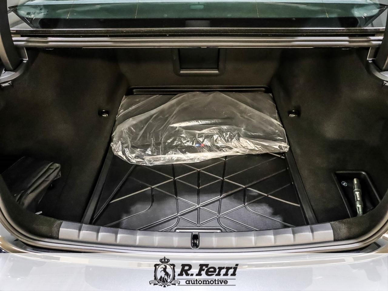 2024 BMW 760 i xDrive 4dr All-Wheel Drive Sedan Photo