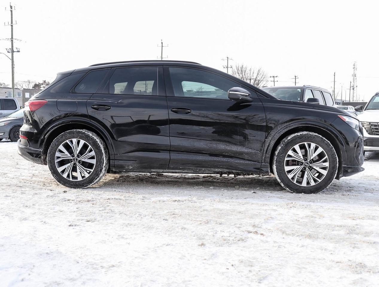 2024 Audi Q4 e-tron BASE Photo2