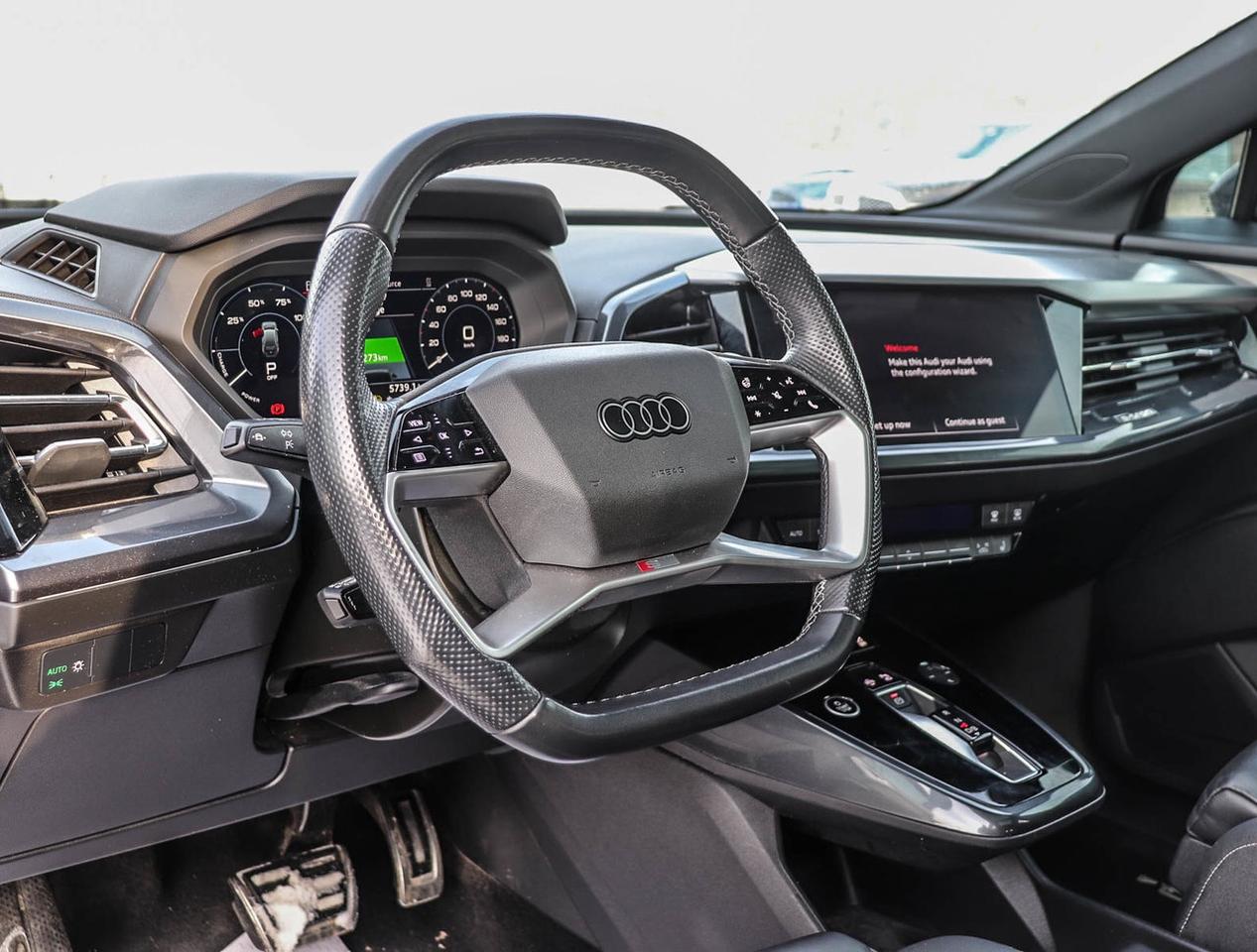 2024 Audi Q4 e-tron BASE Photo