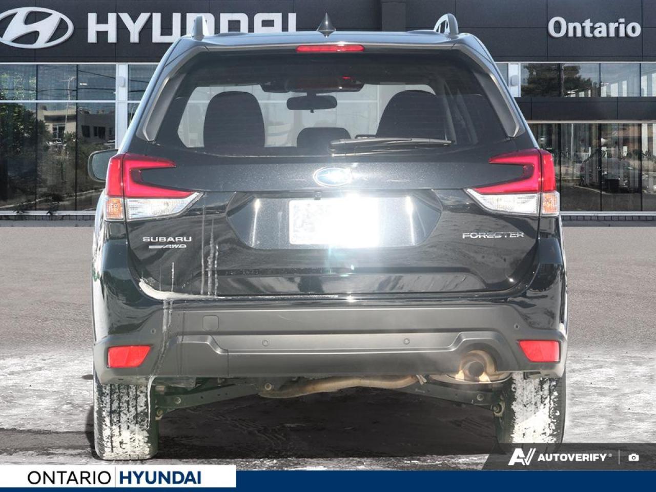 2024 Subaru Forester Touring 4dr All-Wheel Drive Photo4