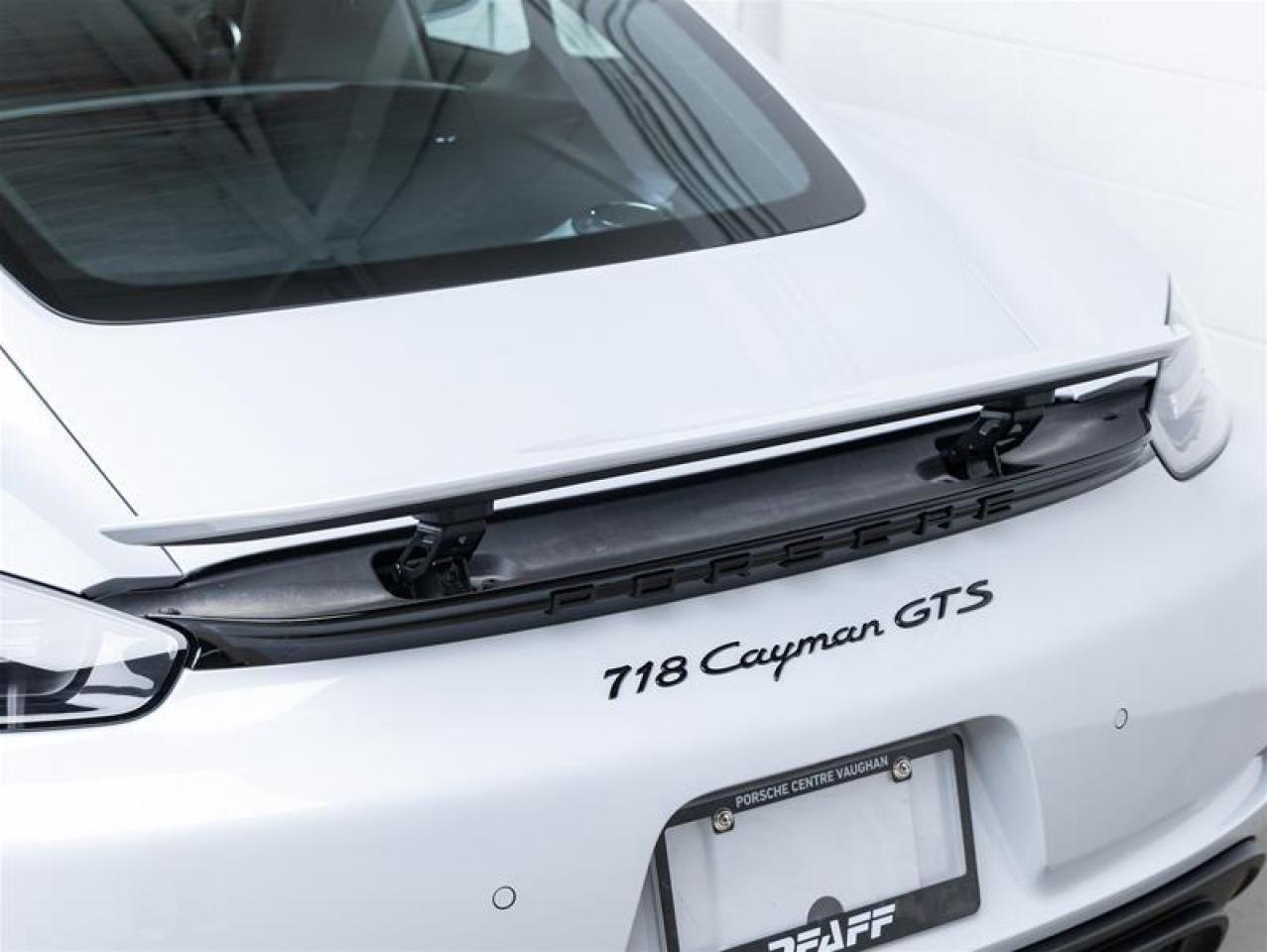 2025 Porsche 718 Cayman  Photo