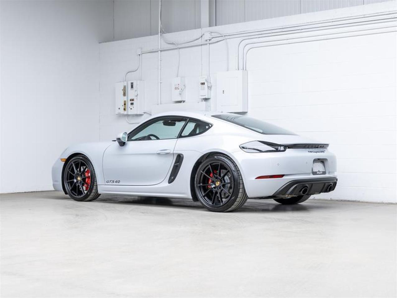 2025 Porsche 718 Cayman  Photo