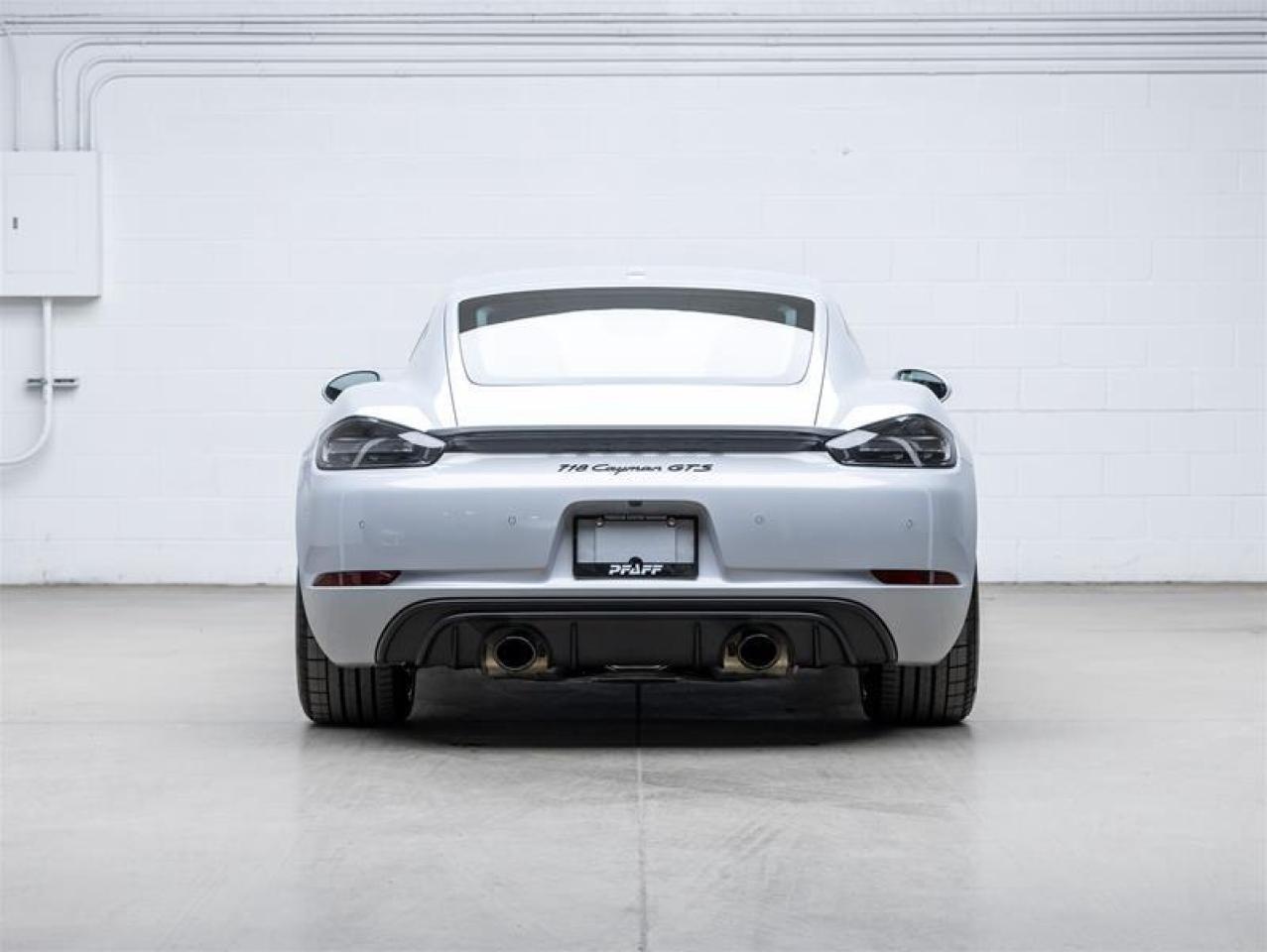 2025 Porsche 718 Cayman  Photo