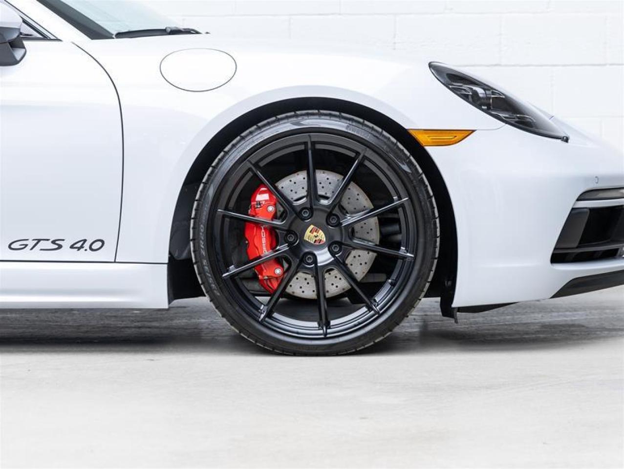 2025 Porsche 718 Cayman  Photo