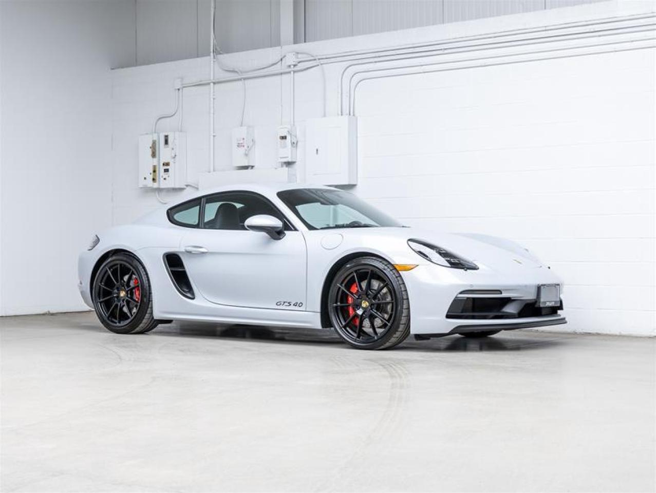 2025 Porsche 718 Cayman  Photo