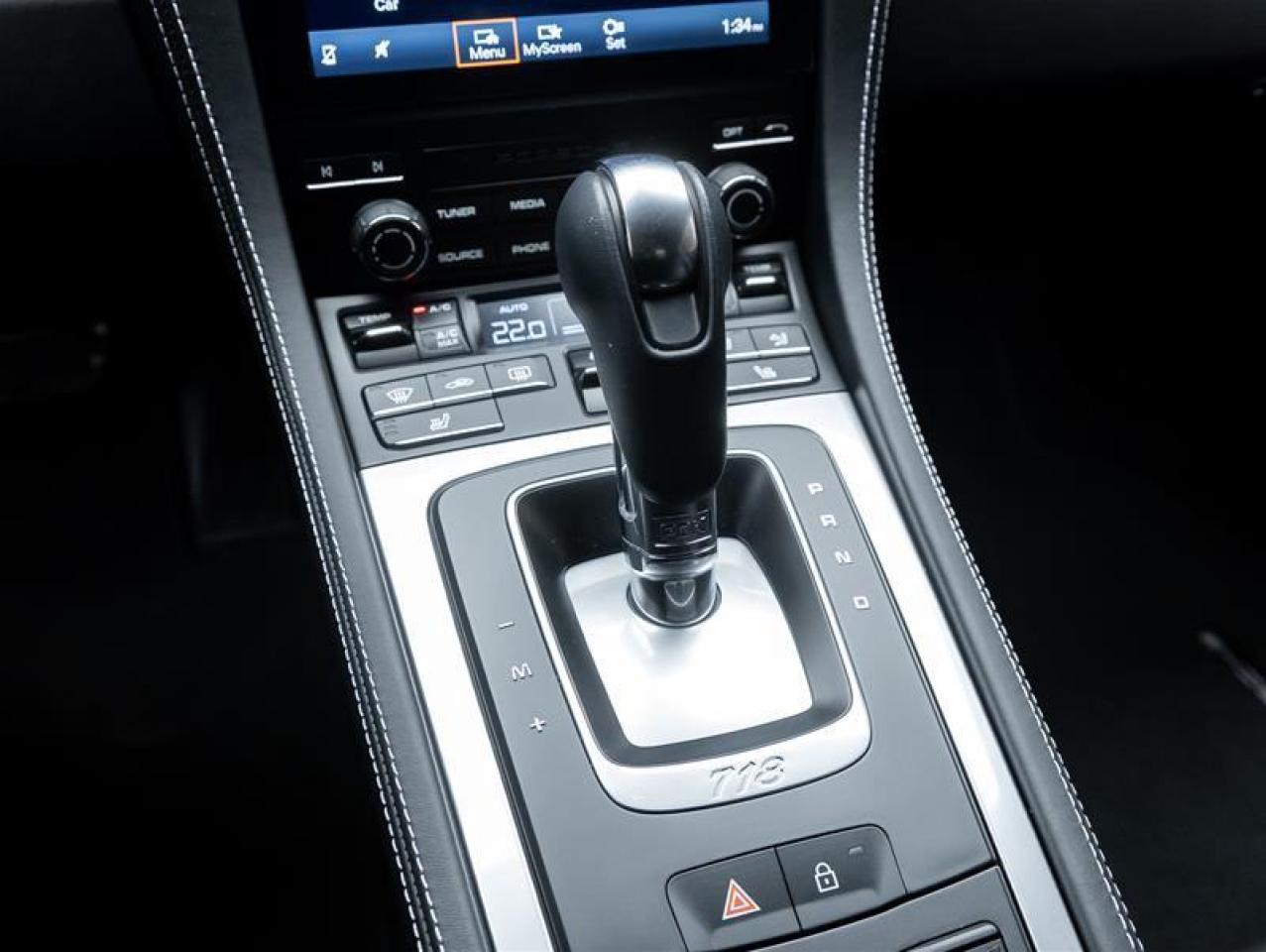 2025 Porsche 718 Cayman  Photo