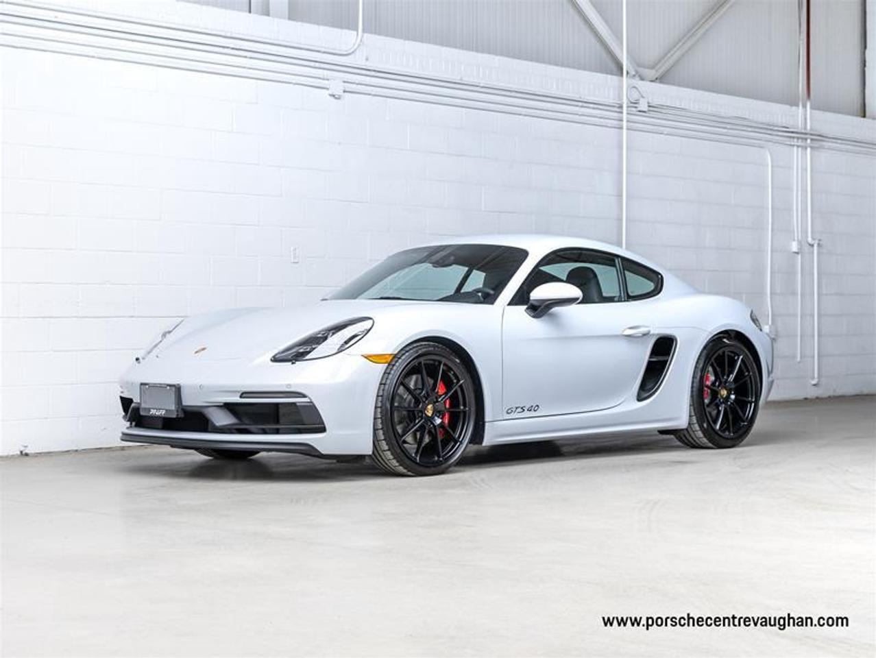 2025 Porsche 718 Cayman  Photo0