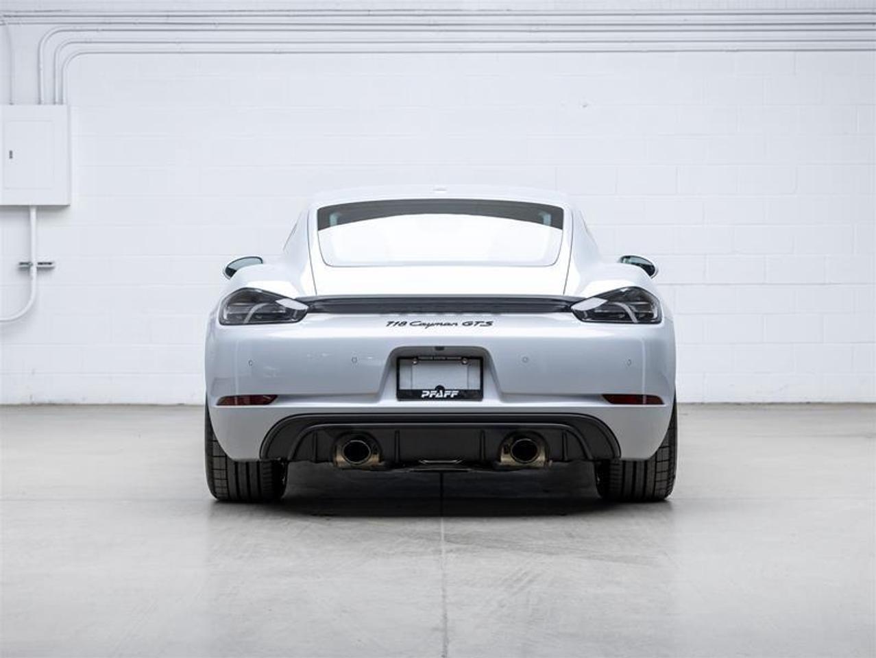 2025 Porsche 718 Cayman  Photo