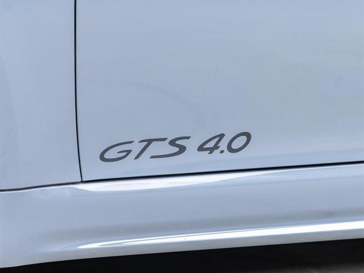 2025 Porsche 718 Cayman  Photo