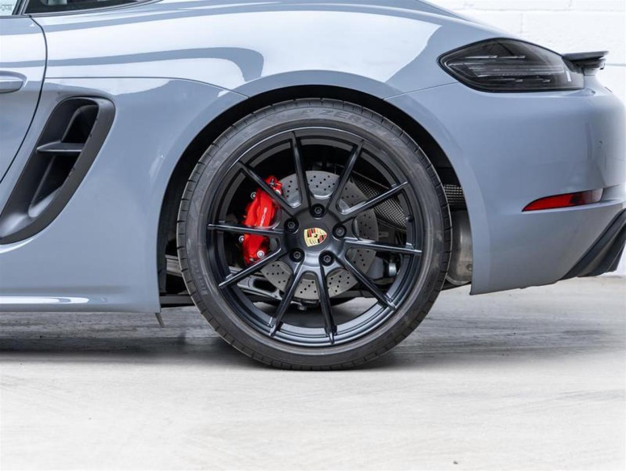 2025 Porsche 718 Cayman  Photo