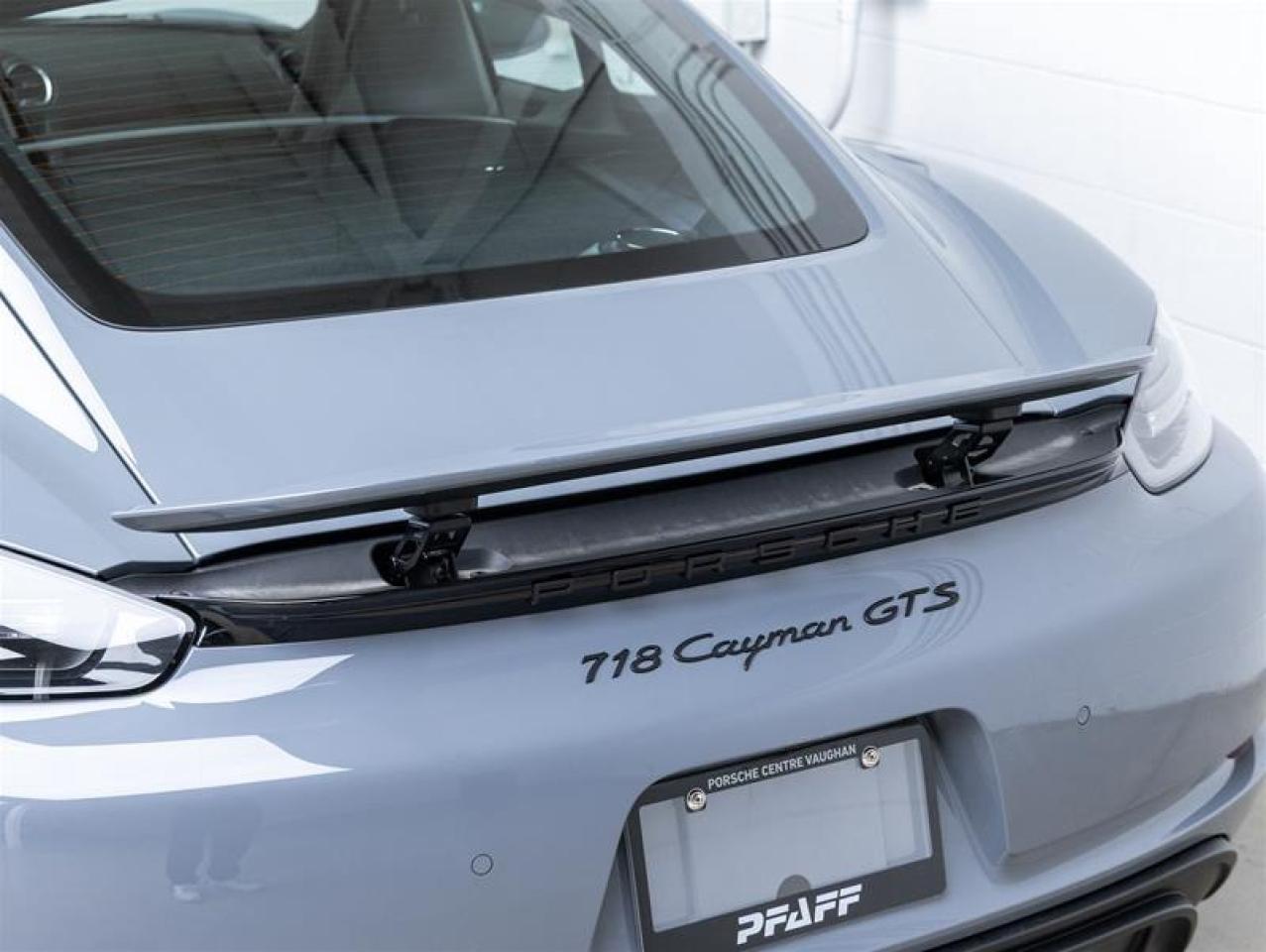 2025 Porsche 718 Cayman  Photo