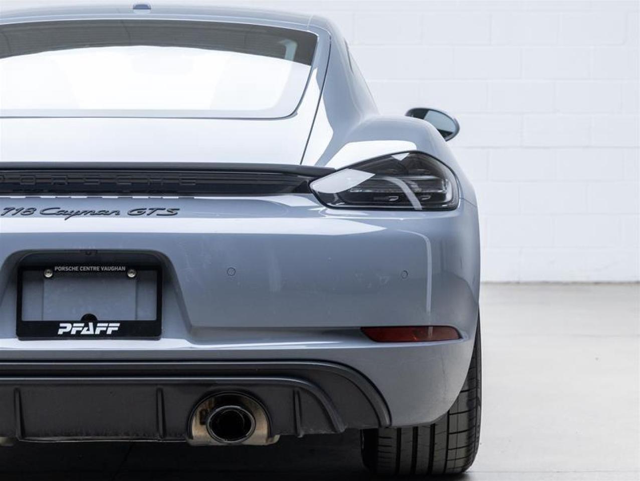 2025 Porsche 718 Cayman  Photo