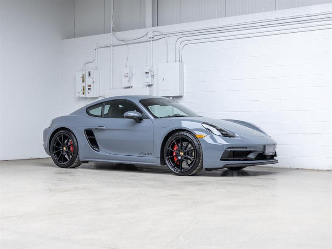 2025 Porsche 718 Cayman  Photo