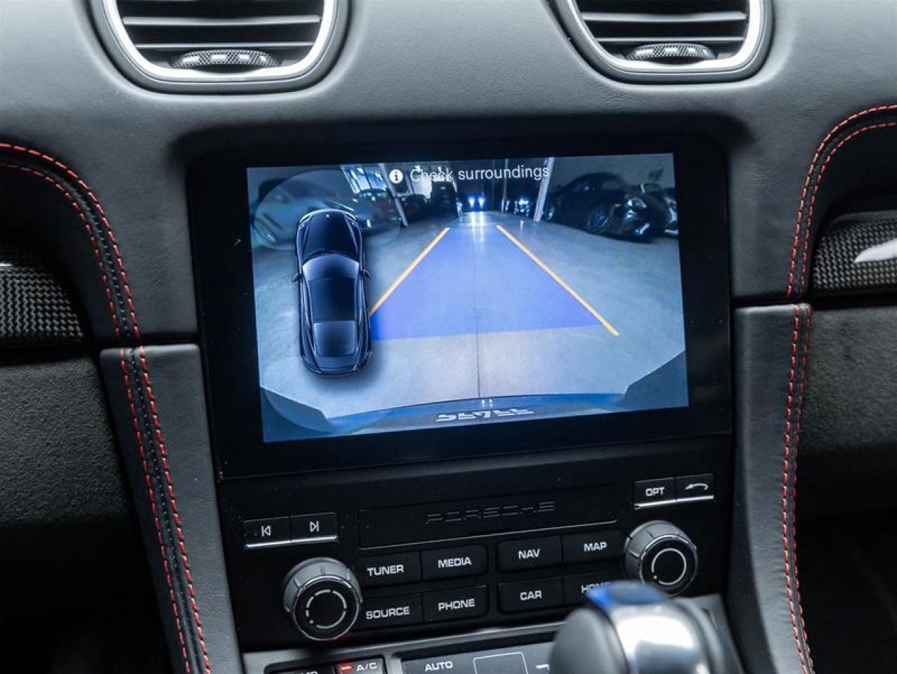 2025 Porsche 718 Cayman  Photo