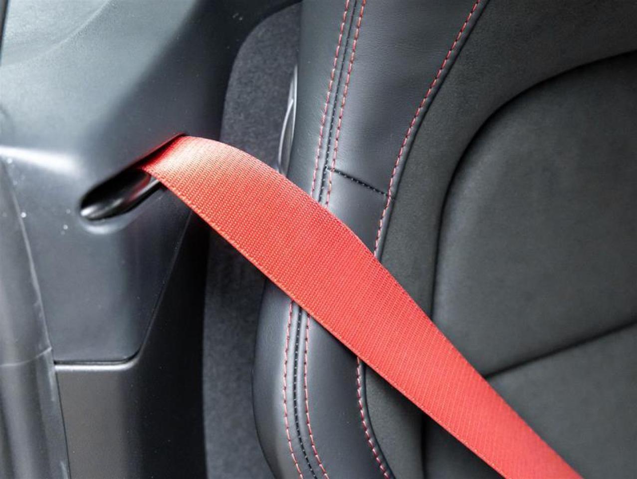 2025 Porsche 718 Cayman  Photo