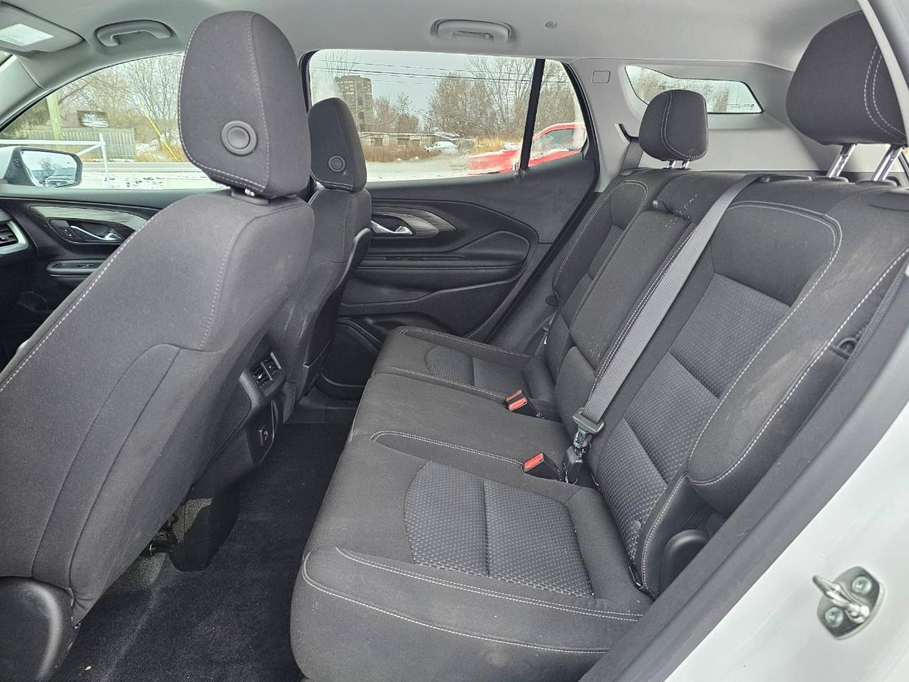 2024 GMC Terrain SLE 4dr All-Wheel Drive Photo