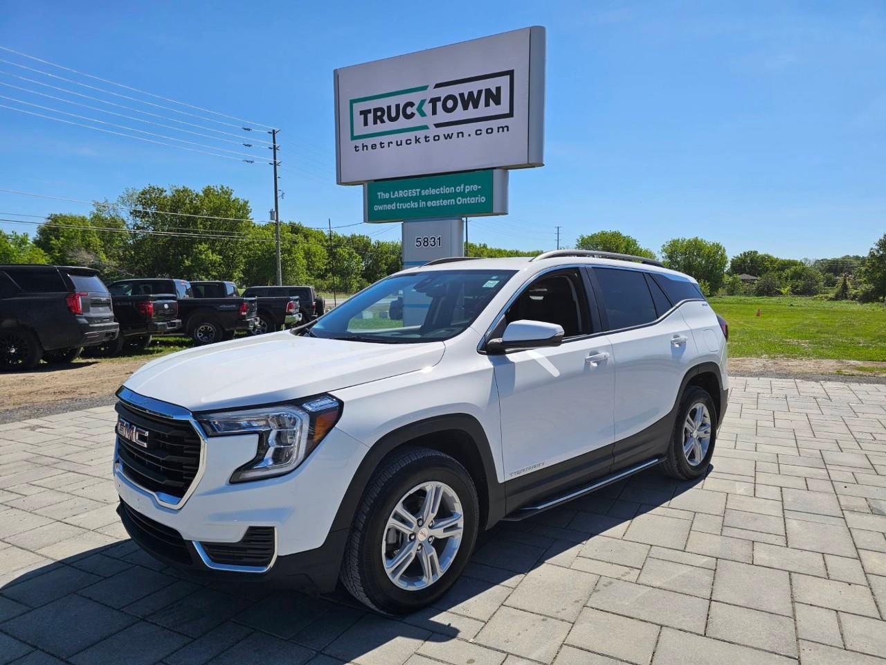 2024 GMC Terrain SLE 4dr All-Wheel Drive Photo