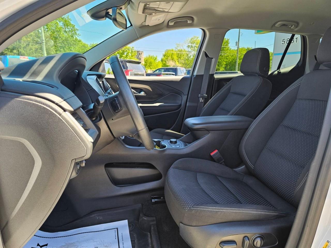 2024 GMC Terrain SLE 4dr All-Wheel Drive Photo