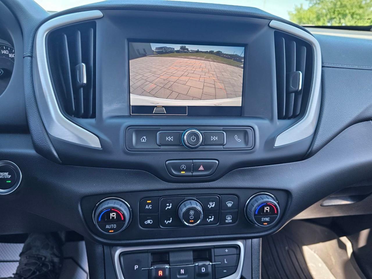 2024 GMC Terrain SLE 4dr All-Wheel Drive Photo