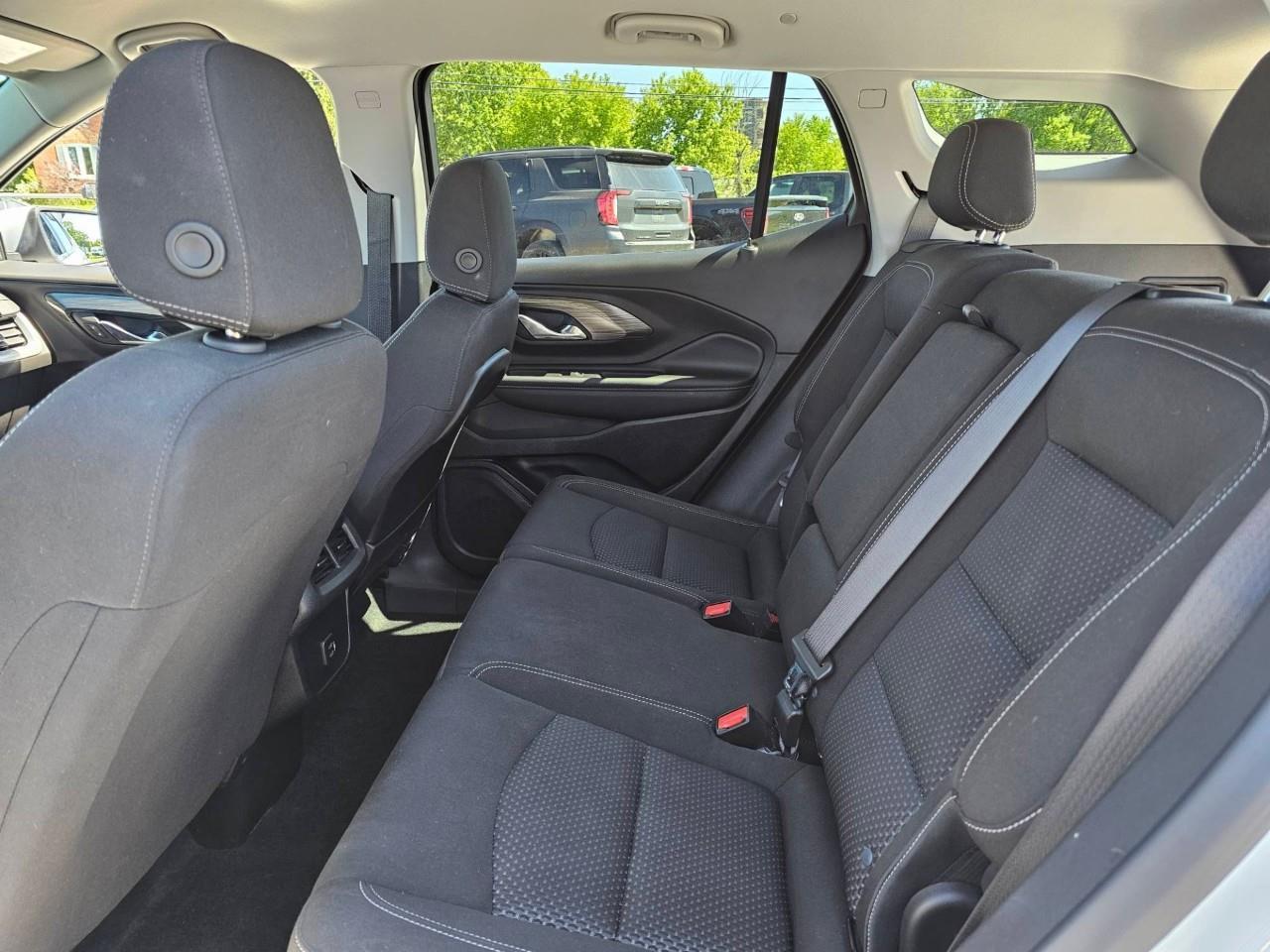 2024 GMC Terrain SLE 4dr All-Wheel Drive Photo