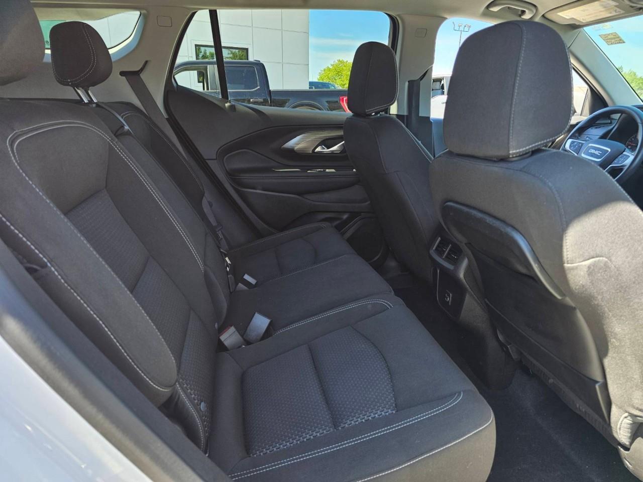 2024 GMC Terrain SLE 4dr All-Wheel Drive Photo
