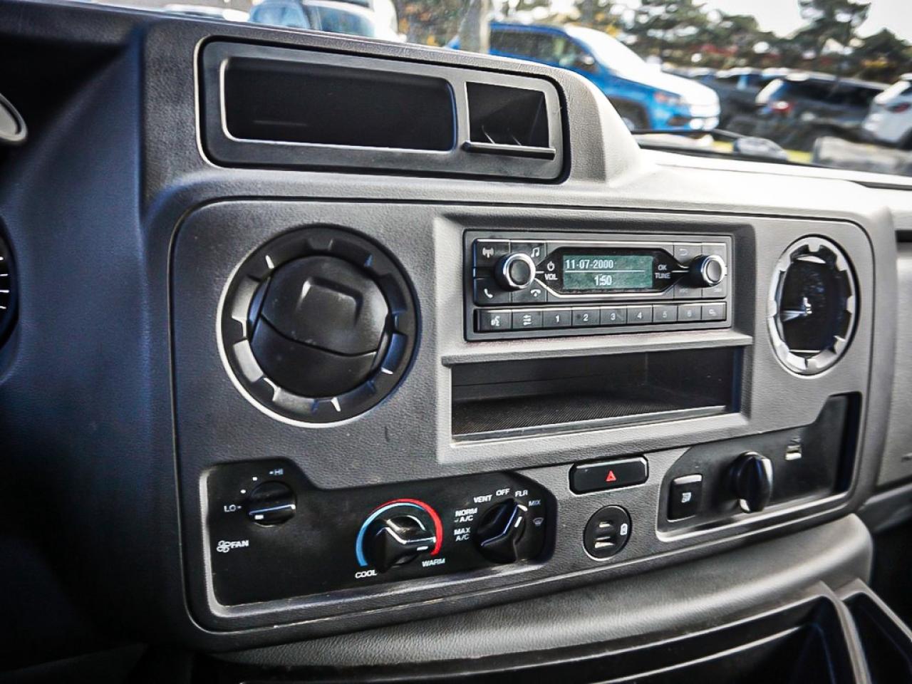 2021 Ford E-Series Cutaway  Photo