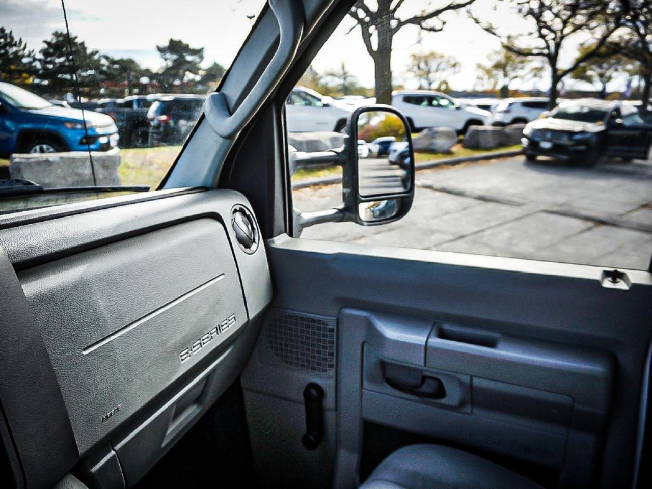 2021 Ford E-Series Cutaway  Photo