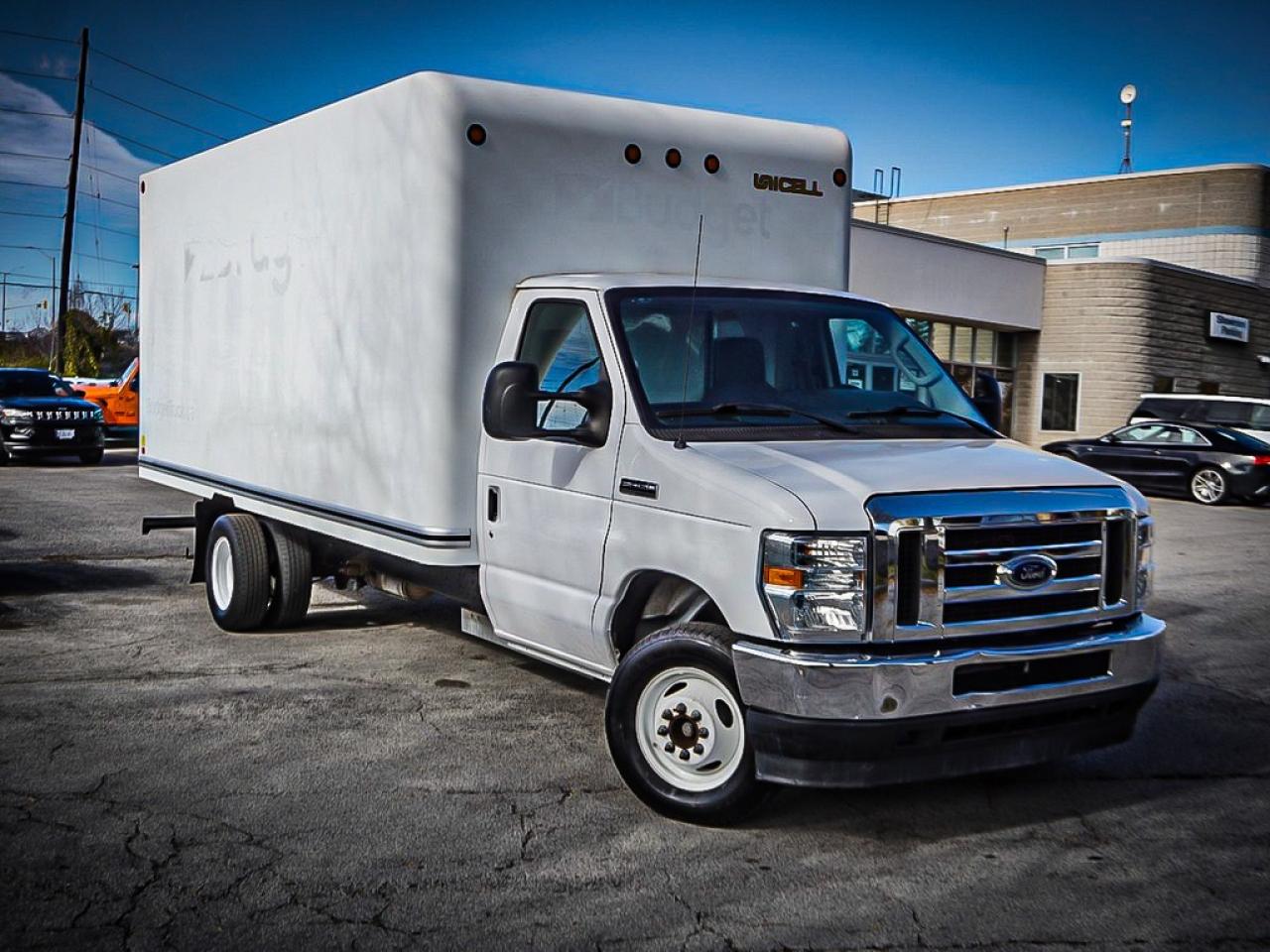 2021 Ford E-Series Cutaway  Photo