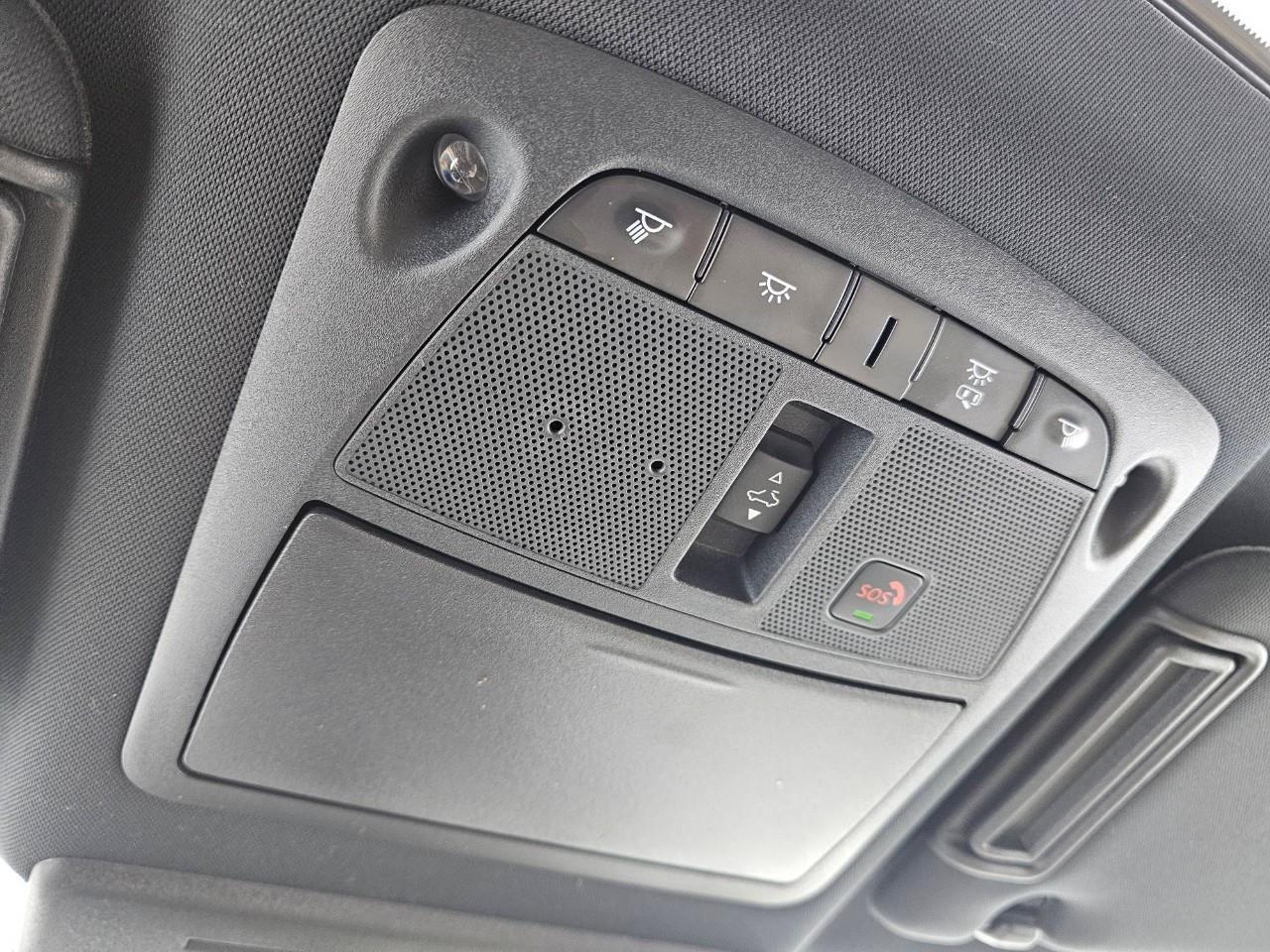 2023 Infiniti QX80 LUXE 8 Passenger 4dr 4x4 Photo