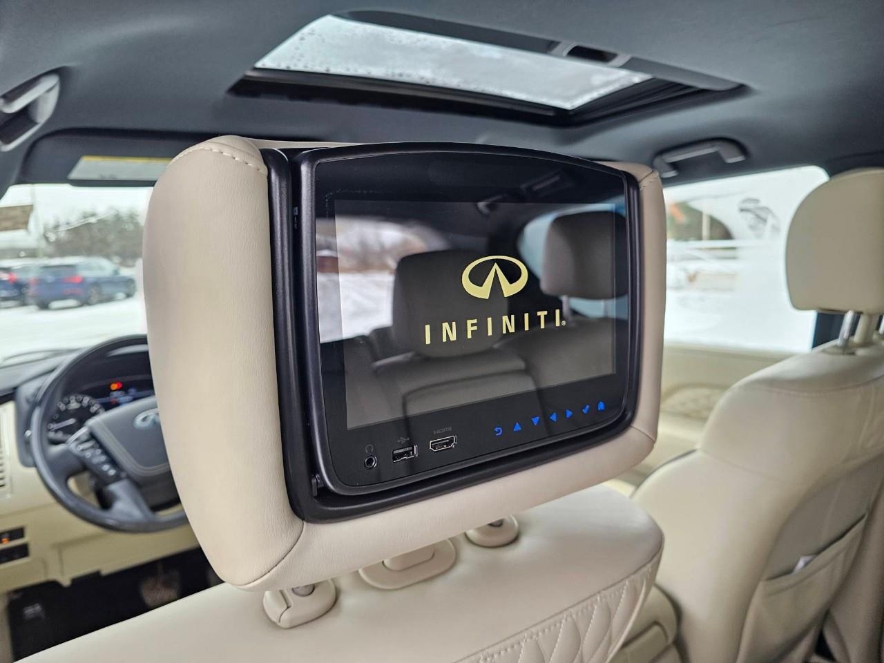 2023 Infiniti QX80 LUXE 8 Passenger 4dr 4x4 Photo