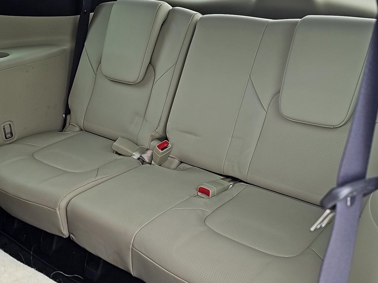 2023 Infiniti QX80 LUXE 8 Passenger 4dr 4x4 Photo