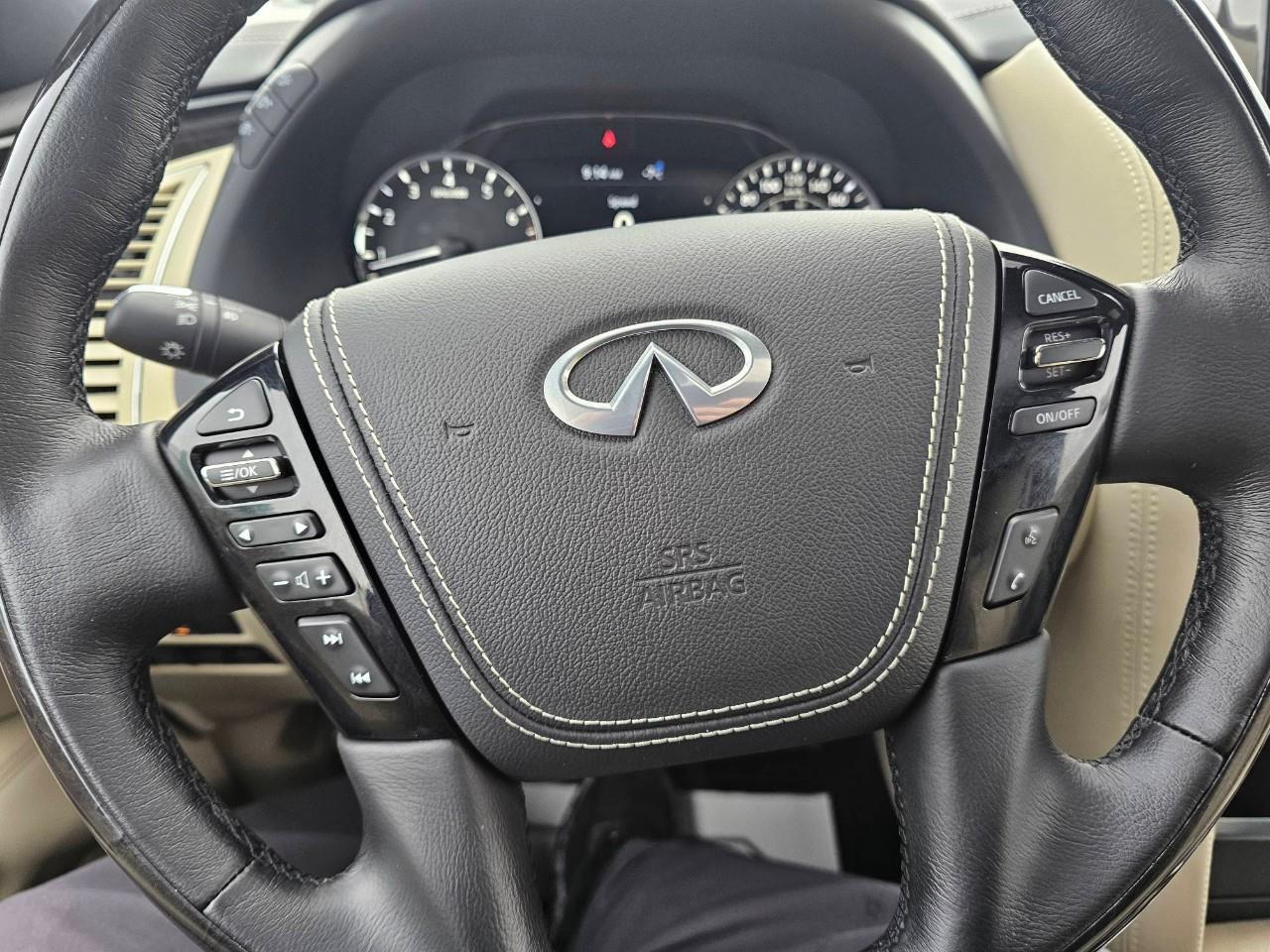 2023 Infiniti QX80 LUXE 8 Passenger 4dr 4x4 Photo