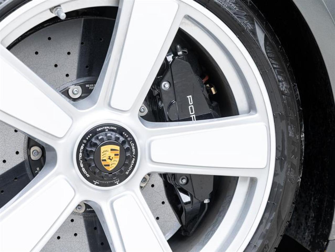 2025 Porsche 911  Photo