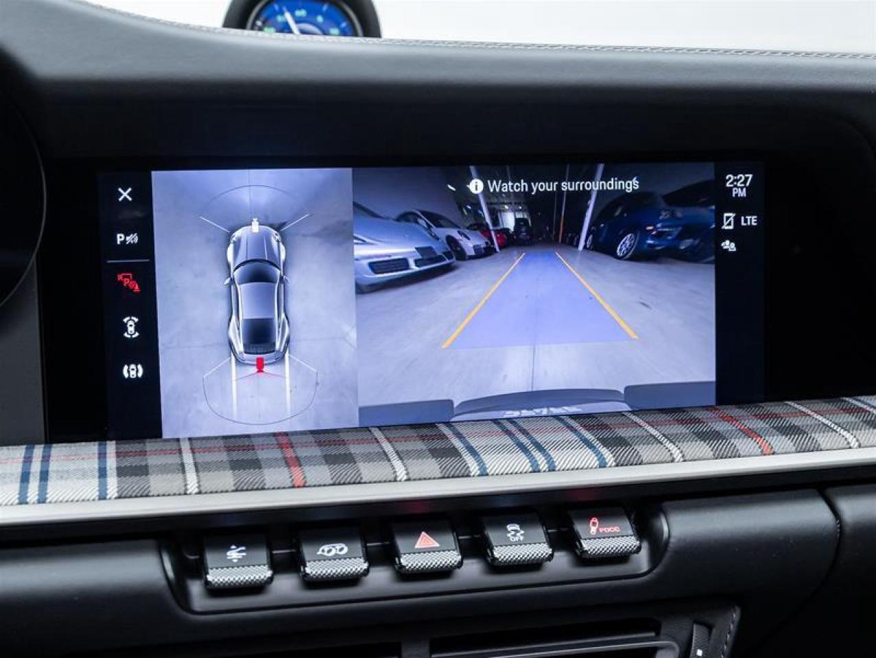 2025 Porsche 911  Photo