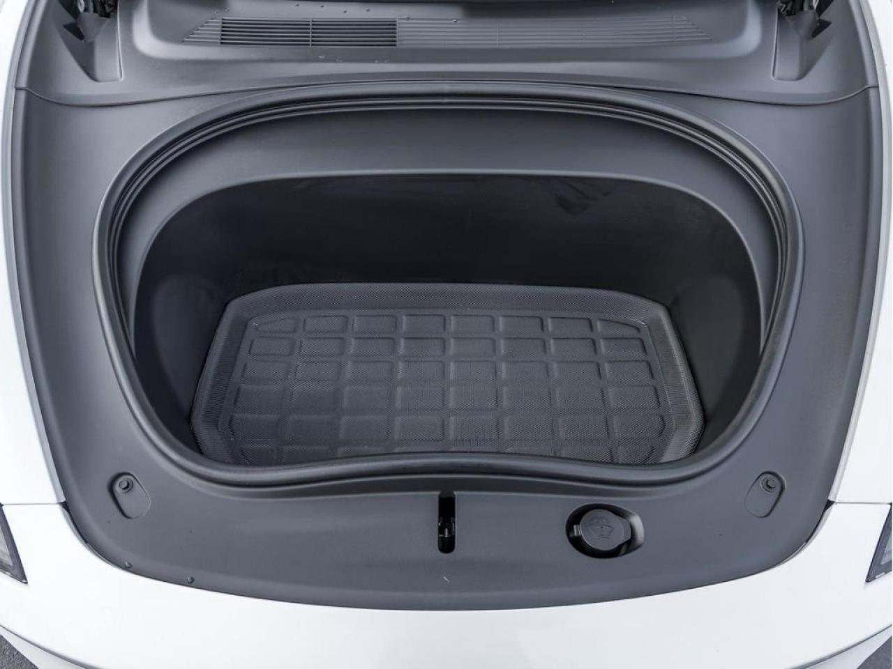 2024 Tesla Model 3 Base 4dr Rear-Wheel Drive Sedan Photo