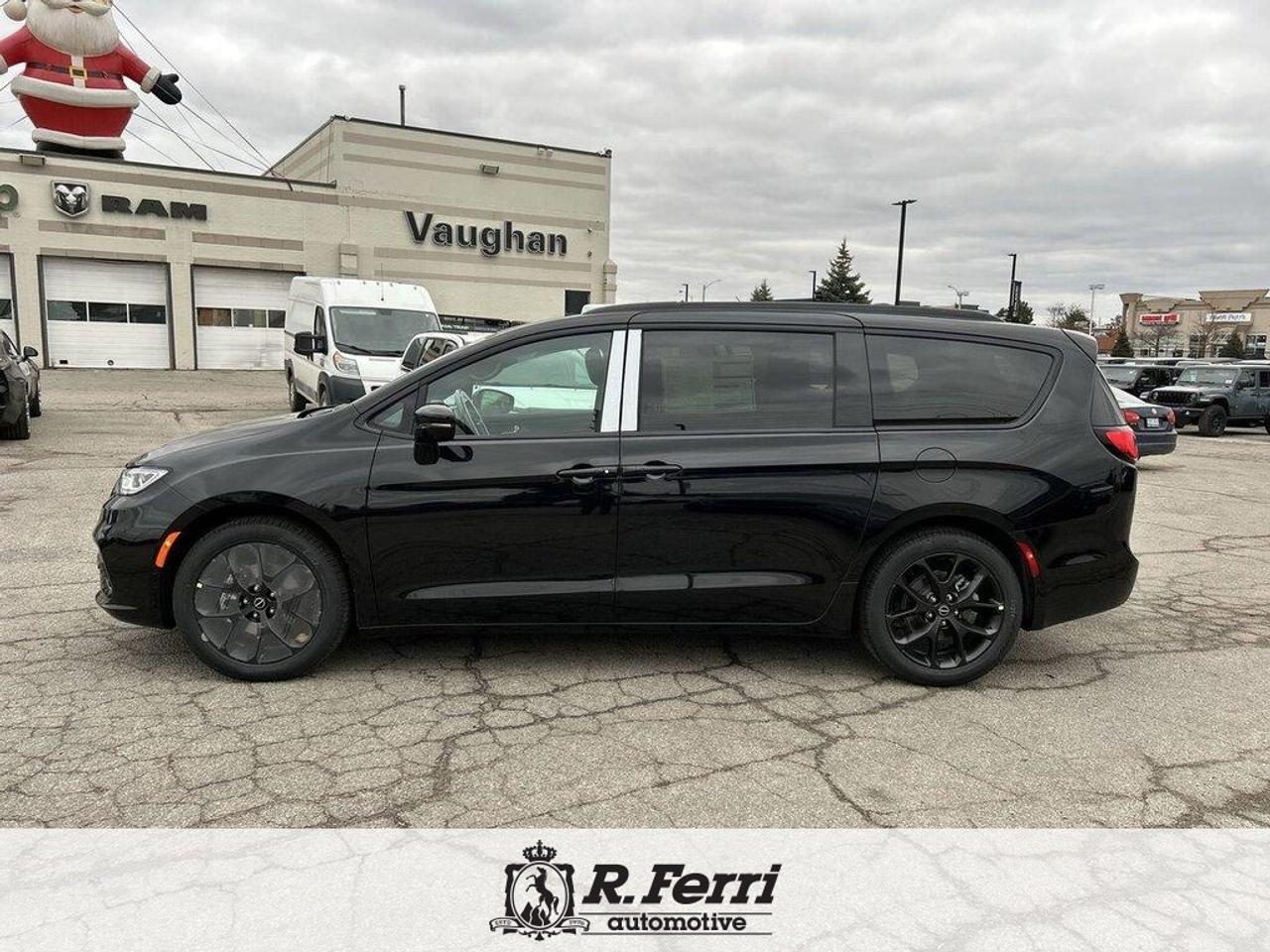 2026 Chrysler Pacifica Select Front-Wheel Drive Passenger Van Photo