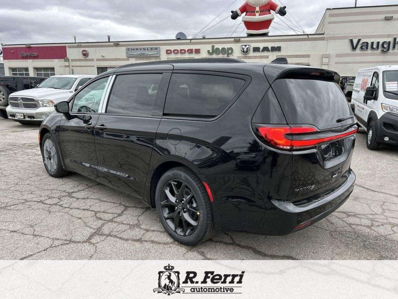 2026 Chrysler Pacifica Select Front-Wheel Drive Passenger Van Photo