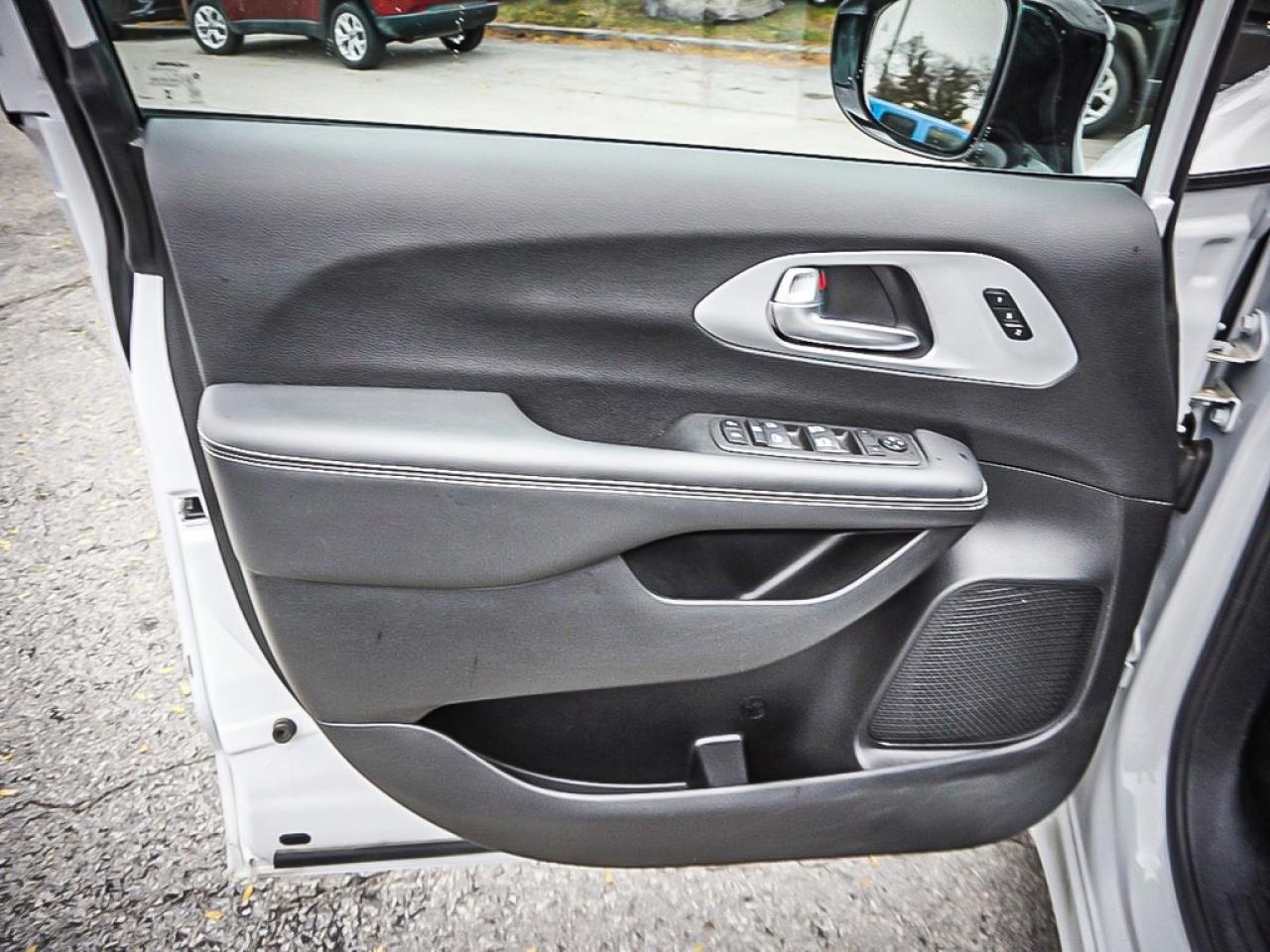 2024 Chrysler Pacifica  Photo