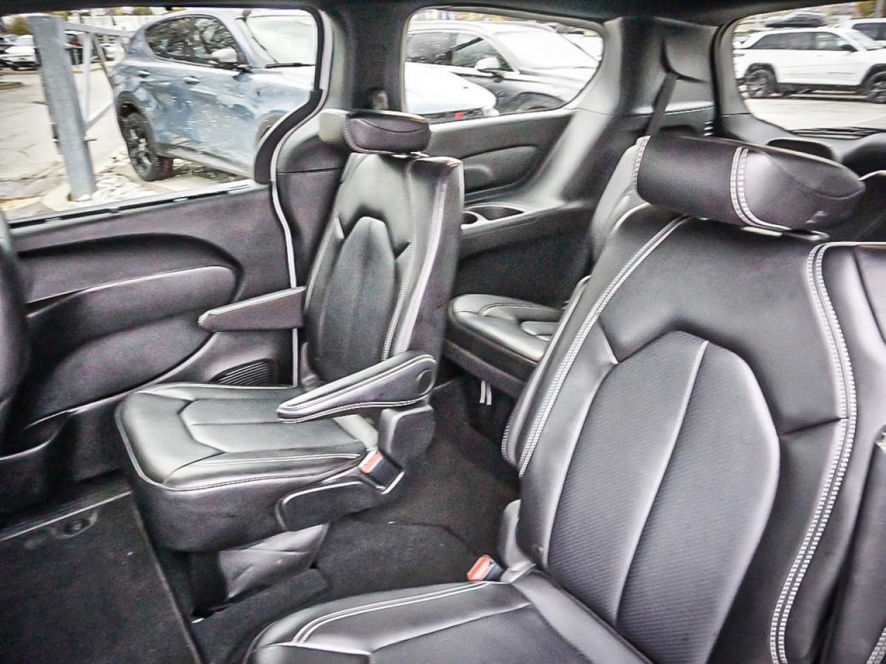 2024 Chrysler Pacifica  Photo